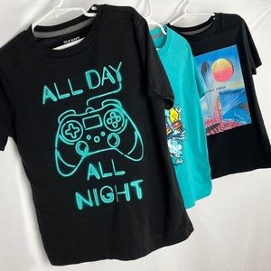 Old Navy tshirt bundle. Size small (6-7)